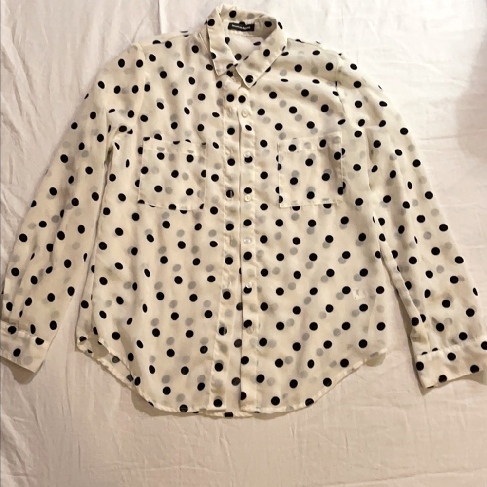 Black dot shirt